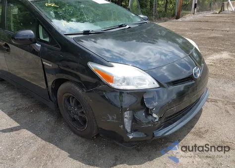 2013 Toyota Prius Five/Four/Three/Three Se/Two из США, поврежденный, VIN JTDKN3DU2D1623015